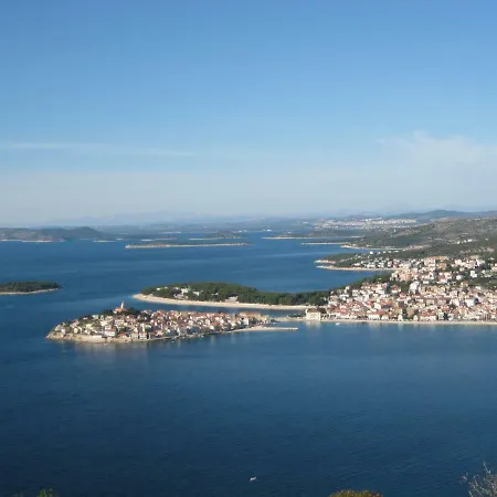 Ingrid Rogoznica * Rogoznica (Sibenik-Knin)
